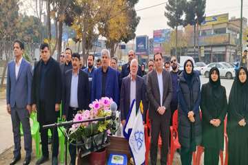 آیین کلنگ زنی پروژه اینترنت فیبر نوری خمینی شهر 